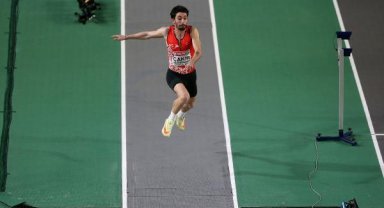 Batuhan Çakır, üç adım atlamada finale çıktı