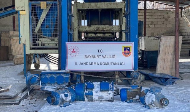 Bayburt'ta kamu kurumlarına ait malzemeleri çalan hırsızlık zanlısı tutuklandı