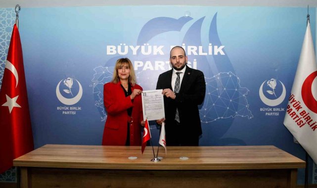 BBP Körfez Kadın Kolları Başkanı Kayradağ, aday adaylığı için istifa etti