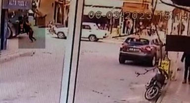 Beton mikserinin çarptığı anne öldü, kızı yaralandı