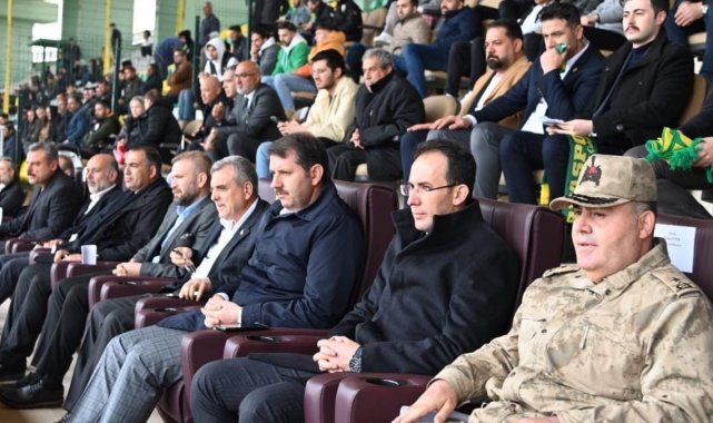 Beyazgül, Şanlıurfaspor'u yalnız bırakmadı