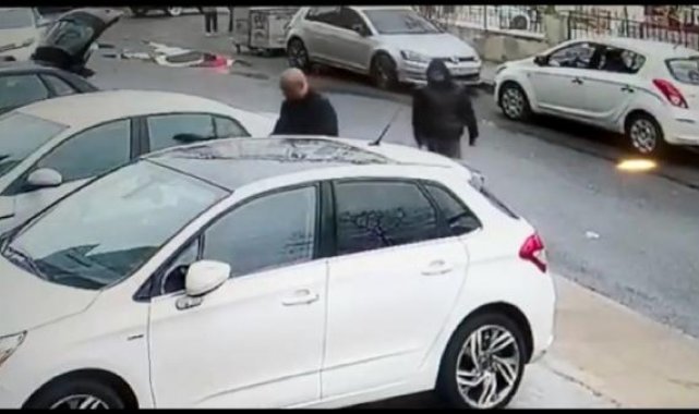 Beylikdüzü'nde silahlı saldırı kamerada