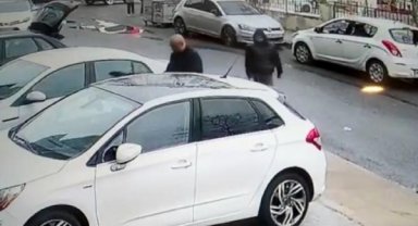 Beylikdüzü'nde silahlı saldırı kamerada