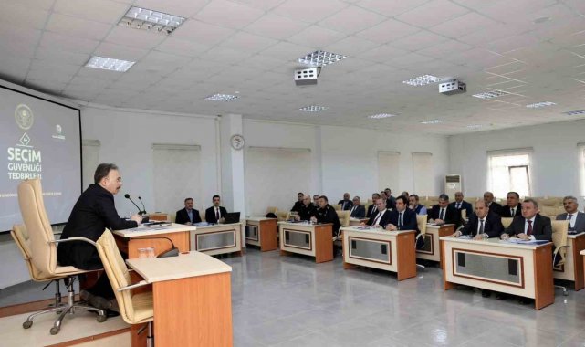 Bilecik'te 'Seçim Güvenlik Tedbirleri Toplantısı' yapıldı