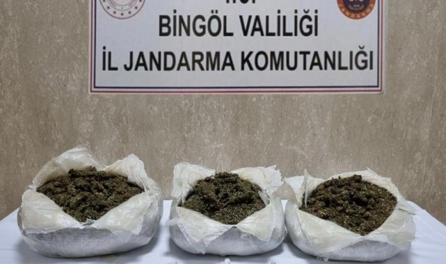 Bingöl'de 3,5 kilo esrar ele geçirildi: 4 gözaltı