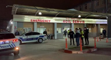 Borç- alacak kavgasında tüfeğini ateşledi, çevredeki 5 kişi yaralandı; o anlar kamerada