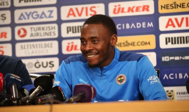 Bright Osayi-Samuel, ülkesinin milli takımında beğenileri topladı