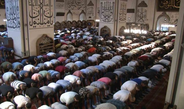 Bursa'da hatimle teravih namazı kılınacak camiler belli oldu.