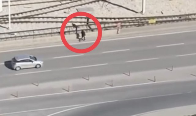 Bursa'da hırsızlar canlarını hiçe sayarak mazgalları böyle çaldı