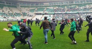 Bursaspor - Amedspor maçı öncesi futbolcular arasında arbede çıktı