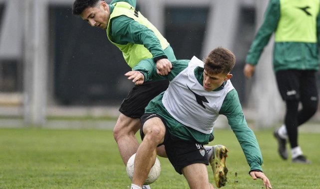 Bursaspor'da Tarsus İdman Yurdu maçı hazırlıkları sürüyor