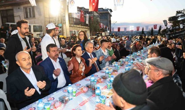 Büyükşehir üç ayrı koldan iftar geleneğini yaşatıyor