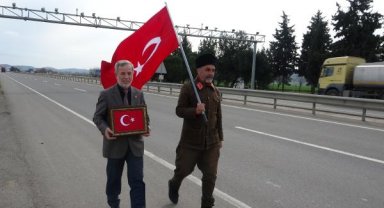 Çanakkale'ye yürüyen gazi torunu, Keşan'da
