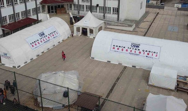 Canik Belediyesi deprem bölgesinde iftar ve sahur yemeği verecek