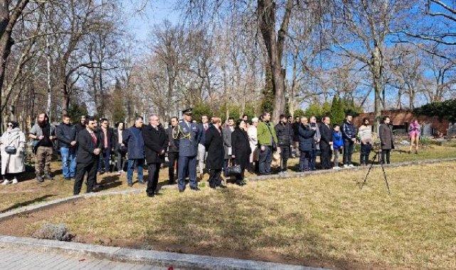 Çekya'da 18 Mart şehitleri unutulmadı