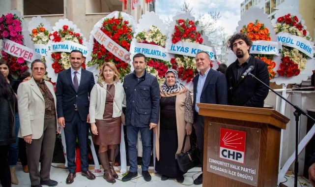 CHP'li Zenginoğlu'ndan miting gibi aday adaylık açıklaması