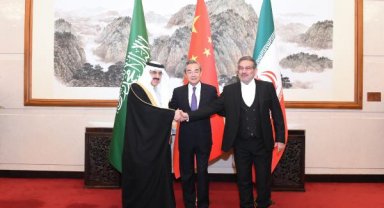 Çin'in ev sahipliğinde Suudi Arabistan ile İran arasında tarihi anlaşma