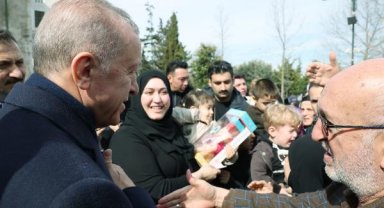 Cumhurbaşkanı Erdoğan Fatih'te esnafı ziyaret etti