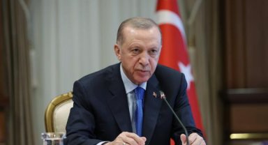Cumhurbaşkanı Erdoğan: Hedefimiz 1 yılda deprem bölgesinde konut ihtiyacını karşılamak