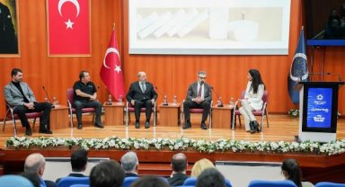 Deprem bilimciler ile sigorta sektörü 'Doğal Afetler ve Riskler Semineri'nde bir araya geldi