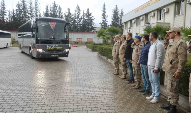 Deprem bölgesinde görevini tamamlayan komandolar uğurlandı