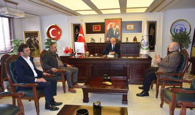 Deprem bölgesine yardı yapan iş insanına teşekkür