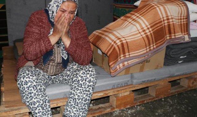 Depremde oğlu ve 2 torununu kaybetti; gelini, eşi ve 2 torunu yaralı kurtuldu