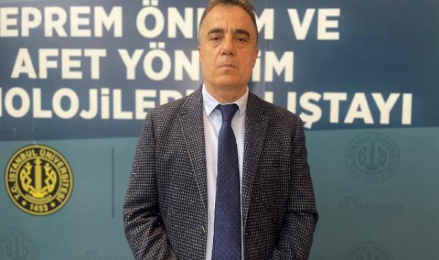 Depremden bir gün önce İstanbul'a dönen Prof. Dr. Süleyman Dalğıç: 15 yakınımı kaybettim
