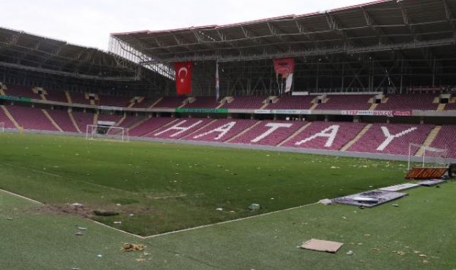 Depremden saatler önce büyük sevincin yaşandığı Yeni Hatay Stadı'nda acı ve hüzün hakim