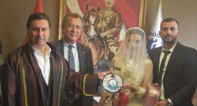 Depremzede çift Bodrum'da evlendi