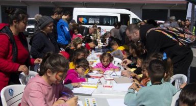 Depremzede çocuklar çizim atölyesinde buluştu