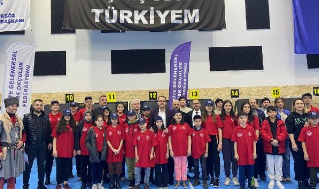 Depremzede çocuklar ile gençler ok talimi yaptı
