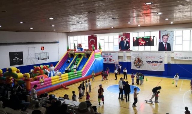 Depremzede öğrenciler için etkinlik düzenlendi