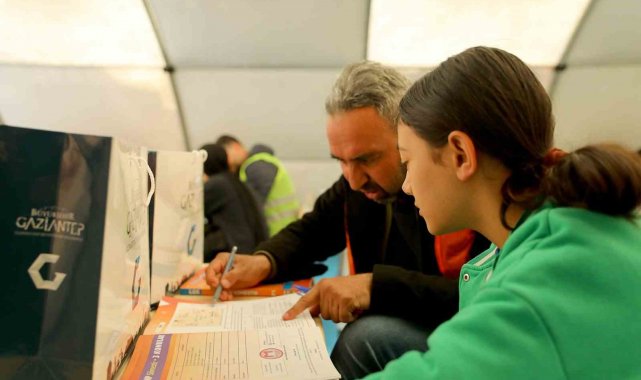 Depremzede öğrencilere verilecek desteğin detayları açıklandı