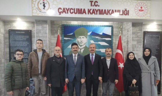 Derece yapan öğrenciler Baş'ı ziyaret etti