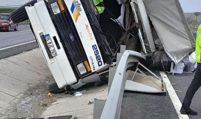 Devrilen kamyonun şoförü öldü