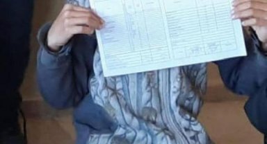 Devrilen traktörün altında kalan Umut öldü, amcası yaralandı