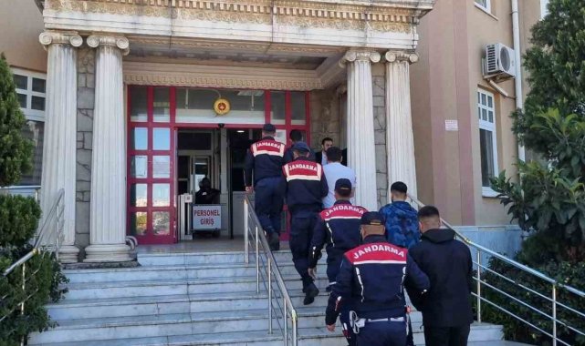 Didim'de motosiklet hırsızları suçüstü yakalandı