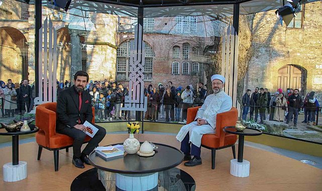 Diyanet İşleri Başkanı Erbaş, TRT 1'de "Ramazan Sevinci" programına katıldı