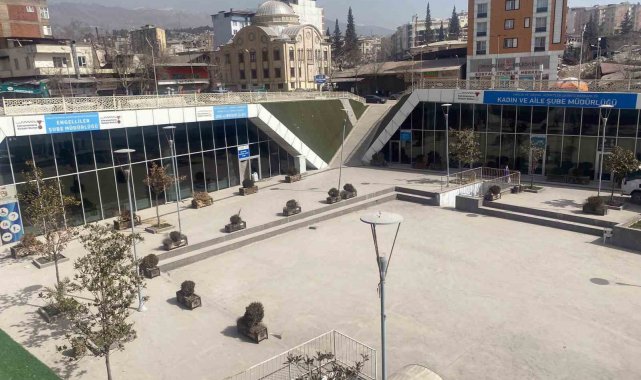 Diyarbakır ekipleri Kahramanmaraş'ta çarşı kent kuruyor