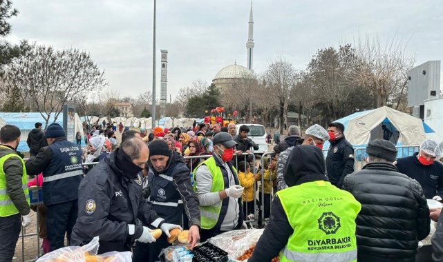 Diyarbakır'da çadır kentlerde 10 bin depremzede ağırlandı