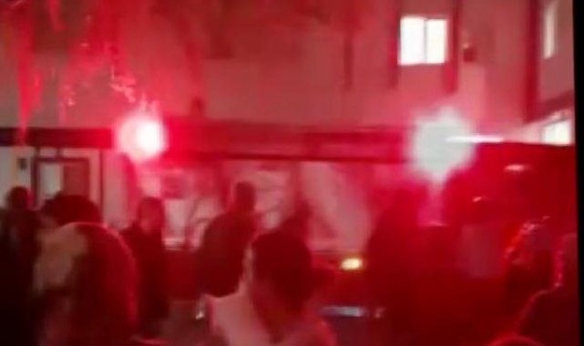 Diyarbakır'da depremzedelerin kaldığı yurtta 'gaz kokusu' tedirginliğe neden oldu