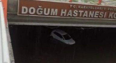 Diyarbakır'da sağanak, hayatı olumsuz etkiledi