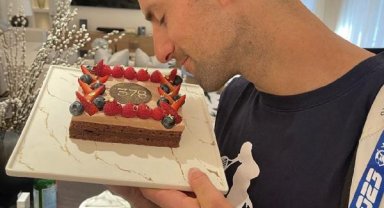 Djokovic'in ABD'ye girişte aşıdan muaf tutulması için Biden'a mektup yazıldı