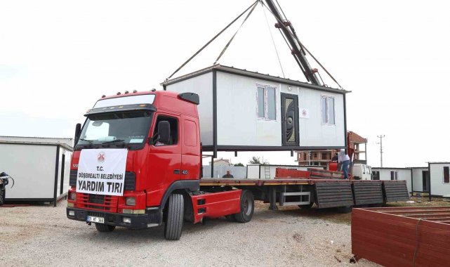 Döşemealtı Belediyesi'nden Gaziantep Nurdağı'na 4 konteyner