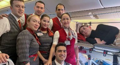 Dünyanın en uzun boylu kadını Rumeysa Gelgi ABD'den döndü