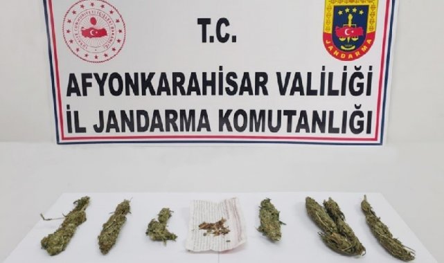 Durdurulan araçta 100 gram esrar ele geçirildi