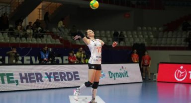 Eczacıbaşı Dynavit, CEV Şampiyonlar Ligi'nde yarı finalde