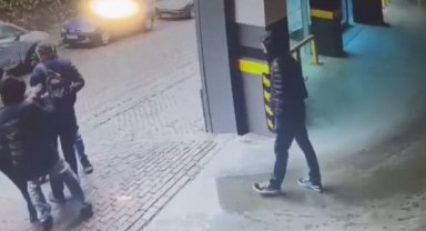 ek bilgiyle Eyüpsultan'da hedefi şaşırdılar; özür dileyip iş insanını kaçırdılar