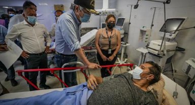 Ekvador'da 6.5 büyüklüğünde deprem: 14 ölü, 381 yaralı